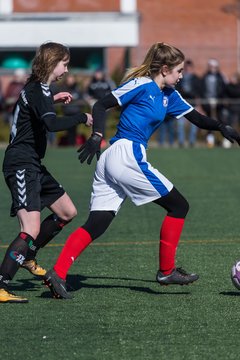 Bild 348 - B-Juniorinnen Halbfinale SVHU - Holstein Kiel : Ergebnis: 3:0